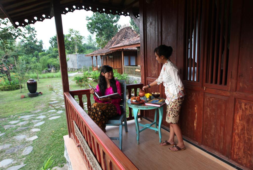 Amata Borobudur Resort Magelang Kamer foto